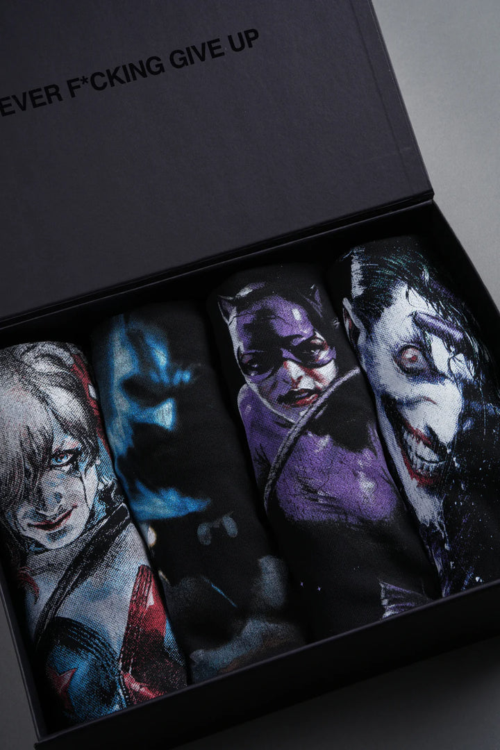 BATMAN VS JOKER "SIDE-BY-SIDE" TEE BOX SET IN BLACK