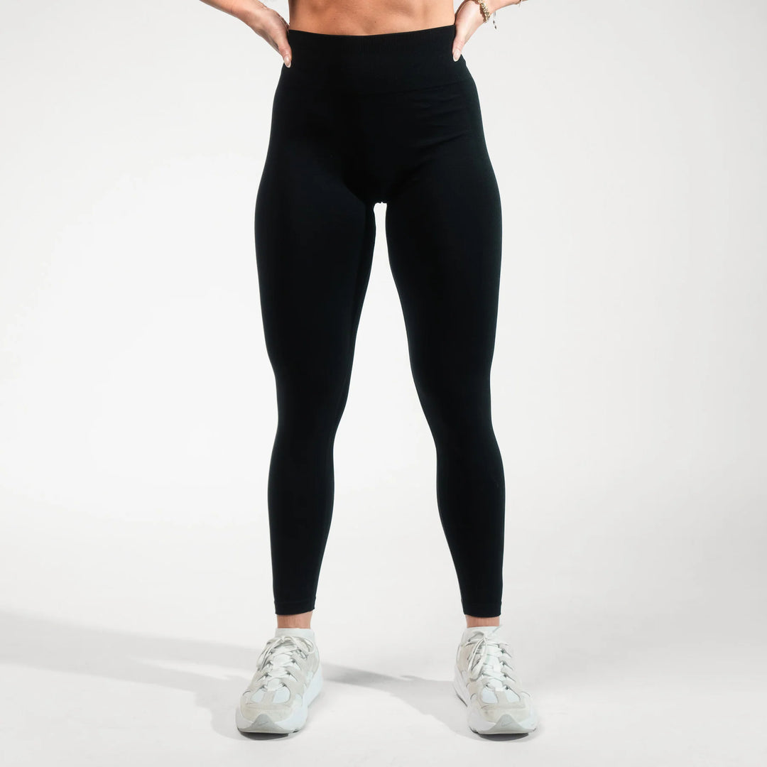HD MUSCLE WORLDWIDE SEAMLESS SCRUNCH LEGGING