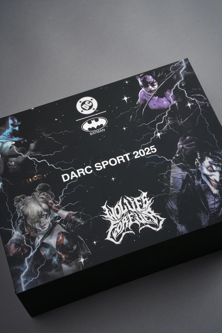 BATMAN VS JOKER "SIDE-BY-SIDE" TEE BOX SET IN BLACK