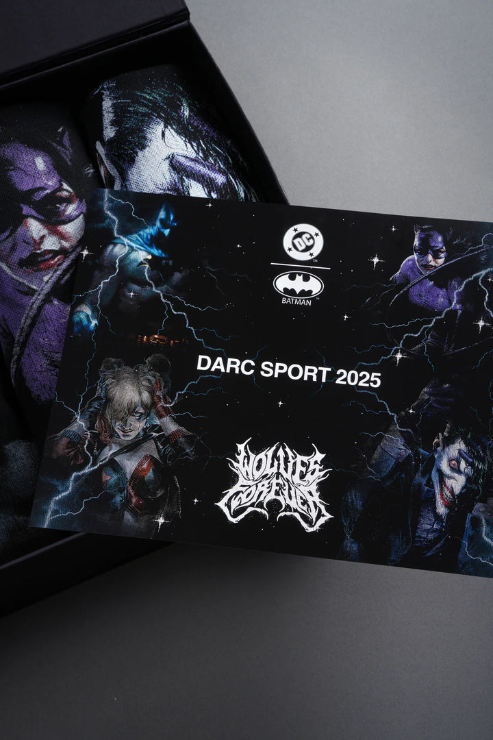 BATMAN VS JOKER "SIDE-BY-SIDE" TEE BOX SET IN BLACK