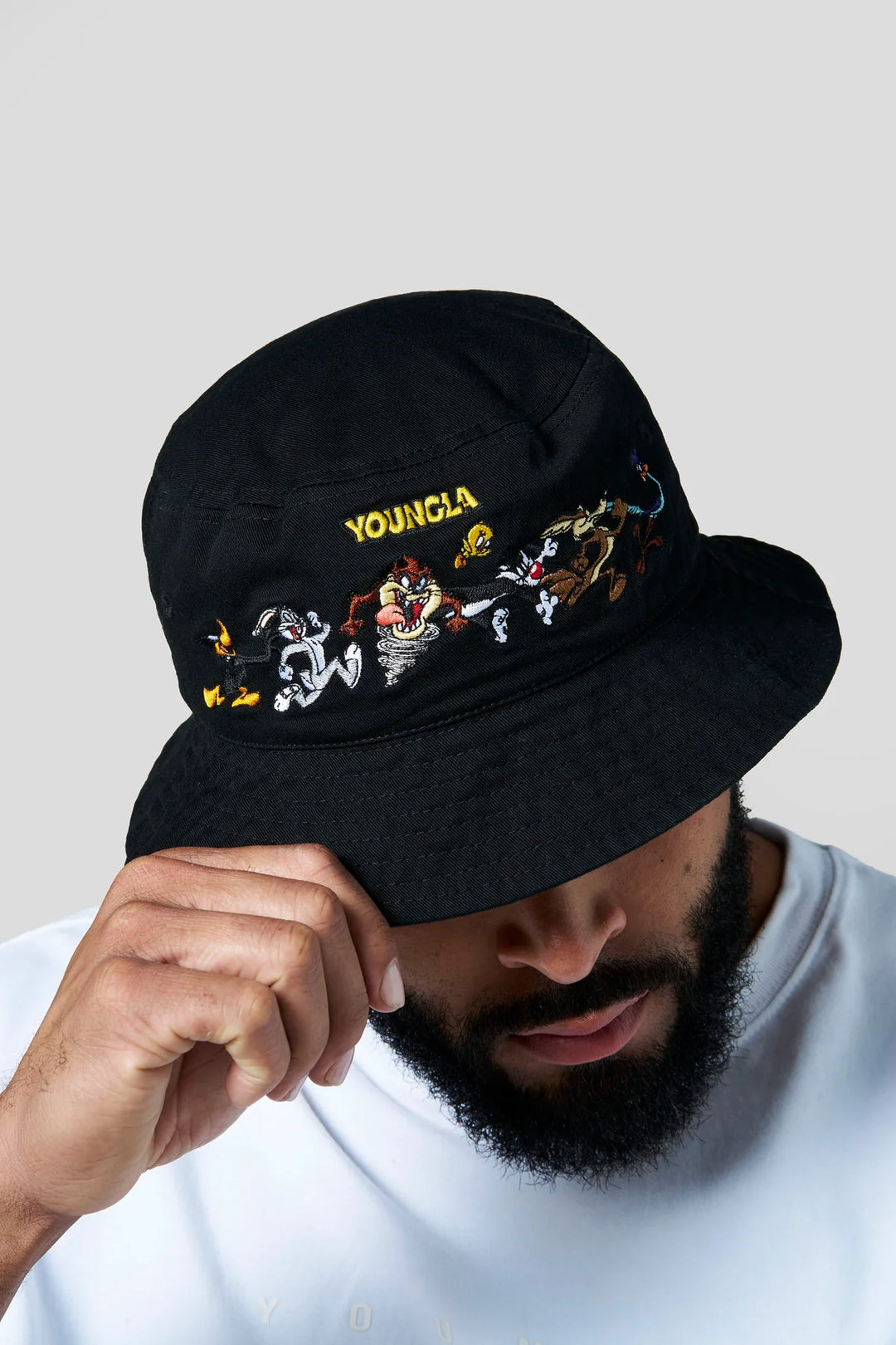 9093 - LOONEY TUNES BUCKET HAT
