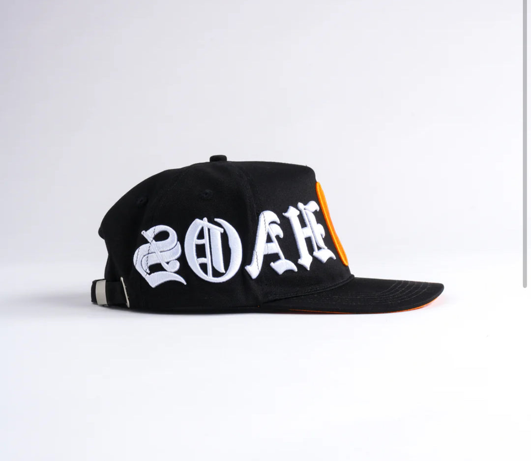 CIVIL CHAOS STRAPBACK 5 PANEL HAT IN BLACK