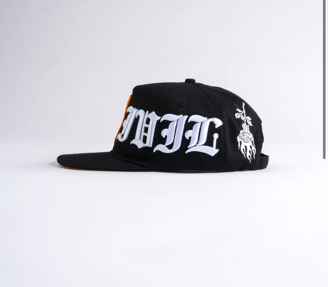 CIVIL CHAOS STRAPBACK 5 PANEL HAT IN BLACK