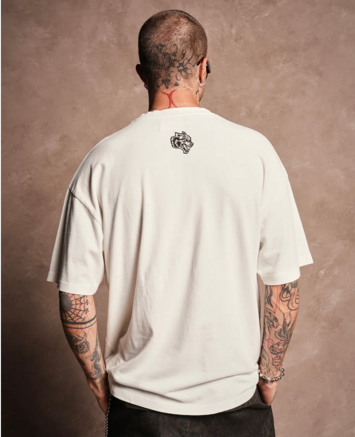 CAMISETA EXTRAGRANDE PREMIUM DE MICKEY MOUSE HESH EN COLOR CREMA.